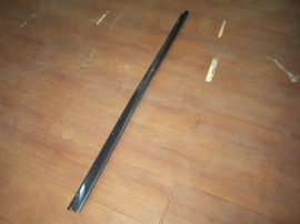 Mercedes Benz - DOOR MOLDING - 1636900262